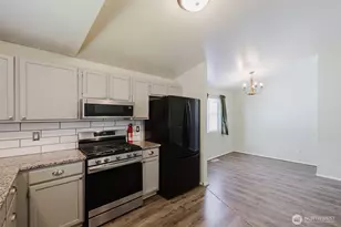 644 Adele Ave, Bremerton, WA 98312 - Photo 11