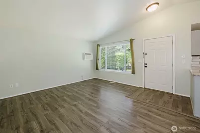 644 Adele Avenue, Bremerton, WA 98312 - Photo 5