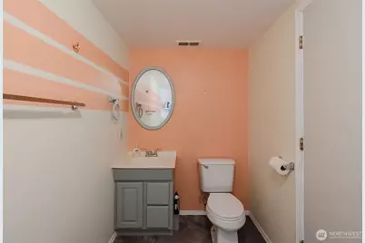 644 Adele Avenue, Bremerton, WA 98312 - Photo 27