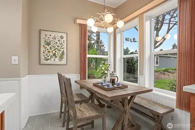 905 243rd Street SW, Bothell, WA 98021 - Photo 7