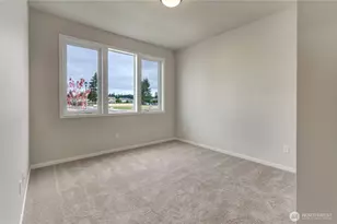 18320 37th Ave Ct E, Tacoma, WA 98446 - Photo 5