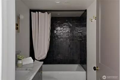 2929 1st Avenue #519, Seattle, WA 98121 - Photo 33