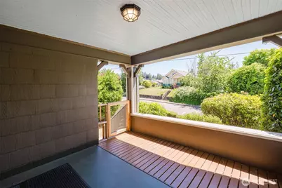1922 4th Street, Bremerton, WA 98337 - Photo 3