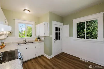 1922 4th Street, Bremerton, WA 98337 - Photo 17