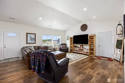 6444 Rd 2.05 NE, Moses Lake, WA 98837 - Photo 9