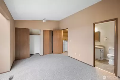 323 SW 112th Street #102, Seattle, WA 98146 - Photo 17