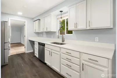 6208 Sycamore Place, Everett, WA 98203 - Photo 17