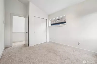 8128 Wolcott Avenue S, Seattle, WA 98118 - Photo 13