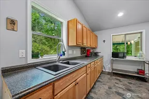 11508 Claussen Rd, Anderson Island, WA 98303 - Photo 13