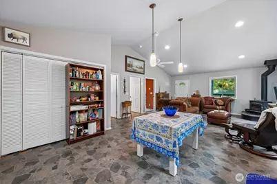 11508 Claussen Road, Anderson Island, WA 98303 - Photo 15