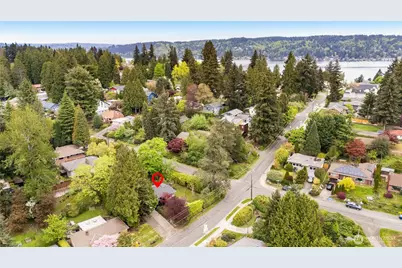 11007 Alton Avenue NE, Seattle, WA 98125 - Photo 31