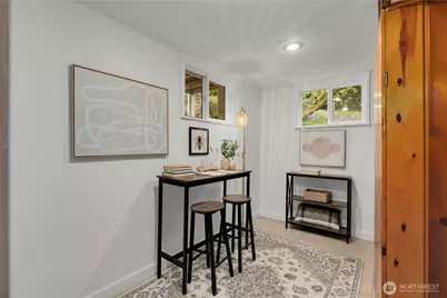 11007 Alton Avenue NE, Seattle, WA 98125 - Photo 21