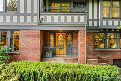 2218 E Prospect Street, Seattle, WA 98112 - Photo 3