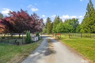 42813 Rivers Edge Ct, Concrete, WA 98237 - Photo 5