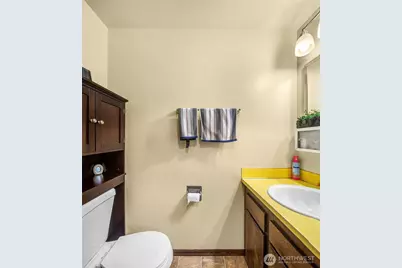 9226 Sharon Drive, Everett, WA 98204 - Photo 7