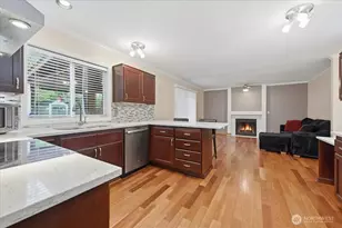 910 135th St SW, Everett, WA 98204 - Photo 9