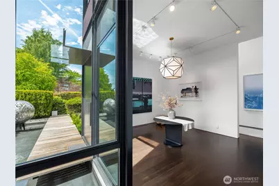 3310 E Laurelhurst Drive NE, Seattle, WA 98105 - Photo 5