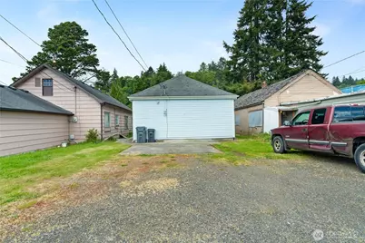 2006 Sumner Avenue, Hoquiam, WA 98550 - Photo 17