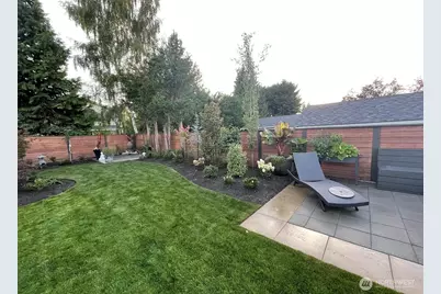 1819 7th Street W, Kirkland, WA 98033 - Photo 3