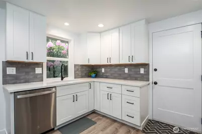 3418 NE 156th Street, Lake Forest Park, WA 98155 - Photo 13