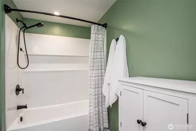 3418 NE 156th Street, Lake Forest Park, WA 98155 - Photo 19