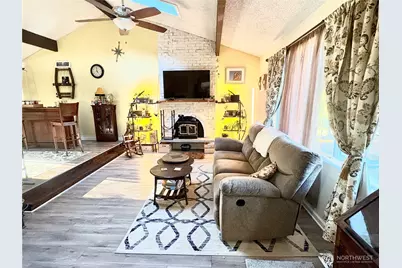 8210 University Point Circle NE, Bremerton, WA 98311 - Photo 5