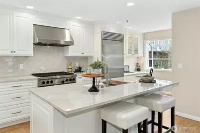 10128 NE 63rd Street, Kirkland, WA 98033 - Photo 13