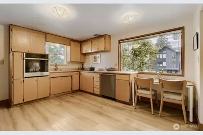 3056 50th Avenue SW, Seattle, WA 98116 - Photo 11