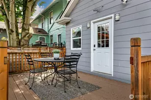 954 19th Ave E, Seattle, WA 98112 - Photo 11