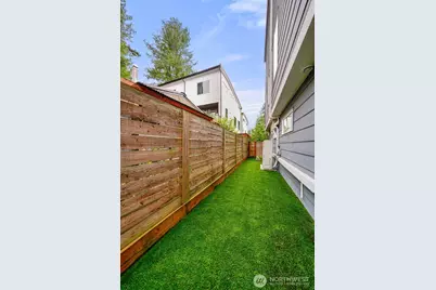 114 NE 180th Street #D, Shoreline, WA 98155 - Photo 33
