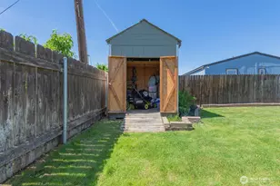 401 Ridgeview Loop Dr, Wenatchee, WA 98801 - Photo 35