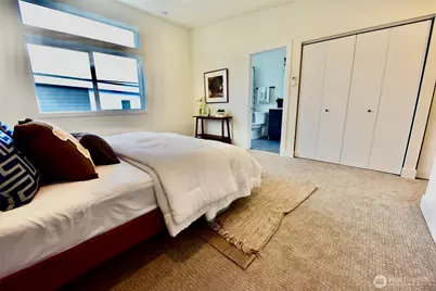 12215 Des Moines Memorial Drive S #Unit A, Burien, WA 98168 - Photo 11