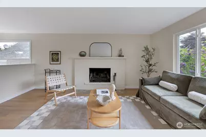 7727 27th Avenue NW, Seattle, WA 98117 - Photo 3