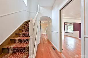 512 S 35th St, Tacoma, WA 98418 - Photo 11