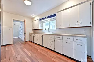 512 S 35th St, Tacoma, WA 98418 - Photo 13