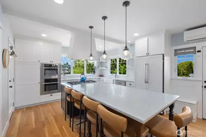 1729 41st Avenue SW, Seattle, WA 98116 - Photo 11