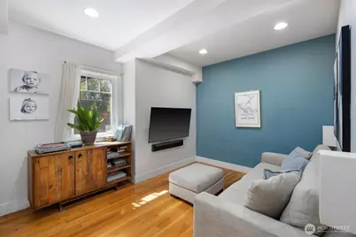 1729 41st Avenue SW, Seattle, WA 98116 - Photo 9