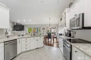16 Pacific Pl, Longview, WA 98632 - Photo 17