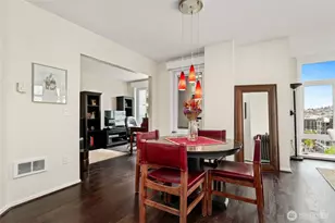 2721 1st Ave, Seattle, WA 98121 - Photo 11