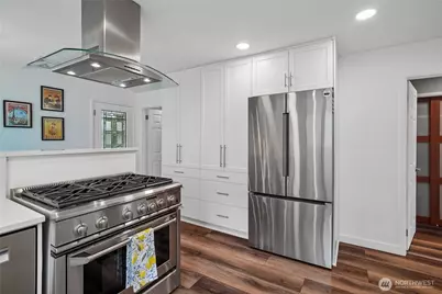 4208 SW Roxbury Street, Seattle, WA 98136 - Photo 13