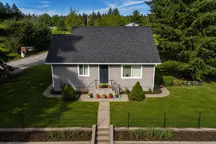 866 NW Karkainen Ln, Poulsbo, WA 98370 - Photo 1