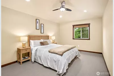 12410 80th Street SE, Snohomish, WA 98290 - Photo 21