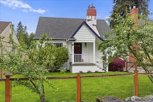 1020 NE 100th St, Seattle, WA 98125 - Photo 37