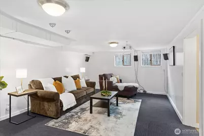 1020 NE 100th Street #1, Seattle, WA 98125 - Photo 27