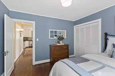 1020 NE 100th Street #1, Seattle, WA 98125 - Photo 17