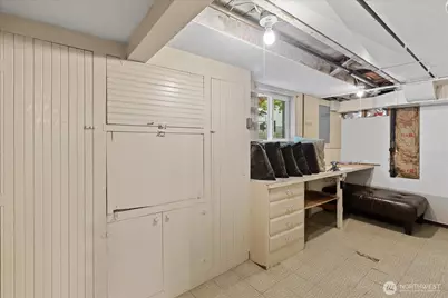 1020 NE 100th Street #1, Seattle, WA 98125 - Photo 31