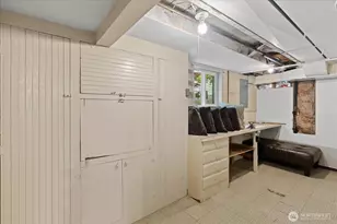 1020 NE 100th St, Seattle, WA 98125 - Photo 31
