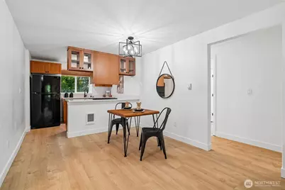 14210 NE 181st Place #M103, Woodinville, WA 98072 - Photo 5