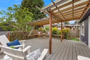 508 Madrona Way NE, Bainbridge Island, WA 98110 - Photo 17