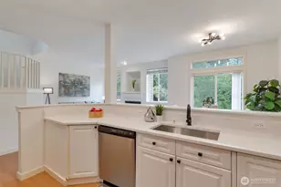 23746 SE 36th Ln, Issaquah, WA 98029 - Photo 9